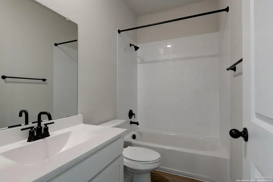 Furnished interior view inside a new home in Cordova Trails, Seguin (Image 10).