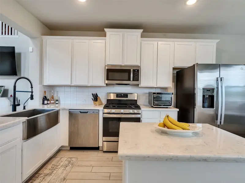 Furnished interior view inside a new home in Park Lakes East, Humble (Image 8). Furnished interior view inside a new home in Park Lakes East, Humble (Image 8).