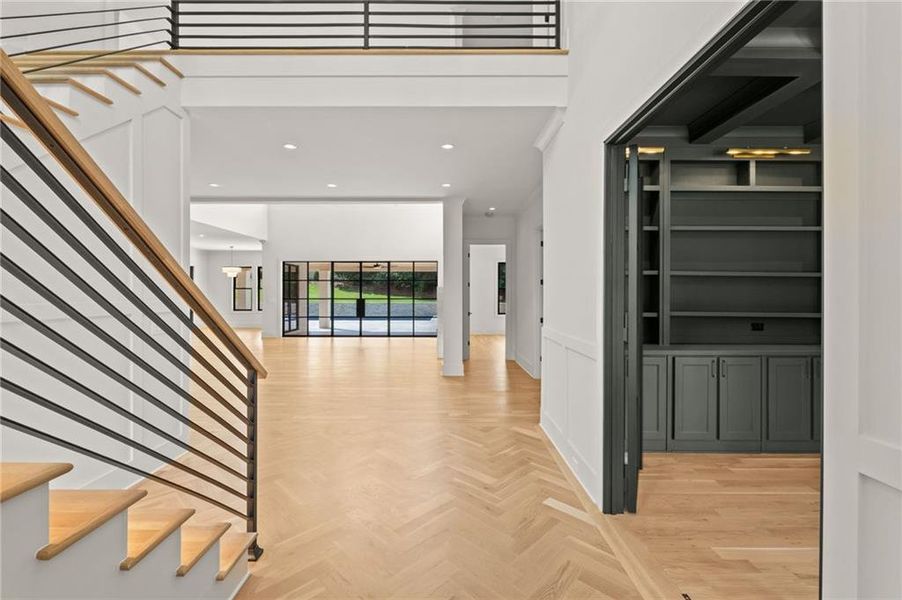 Spacious, unfurnished interior of a new home in , Marietta (Image 23).