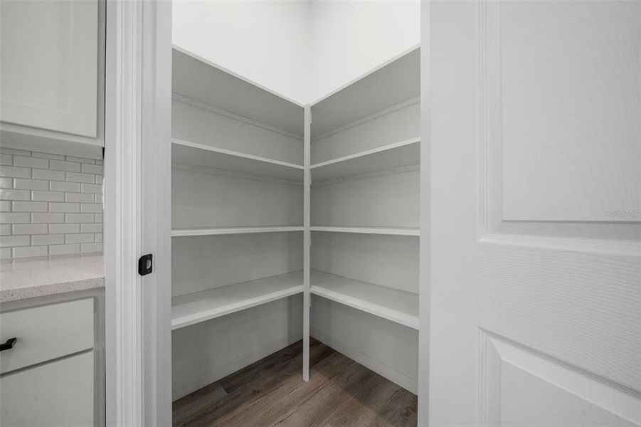 Spacious, unfurnished interior of a new home in , Ocala (Image 18).