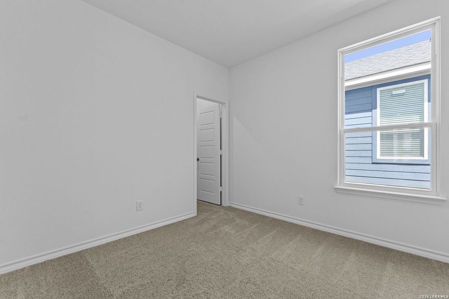 Spacious, unfurnished interior of a new home in Corley Farms, Boerne (Image 28).
