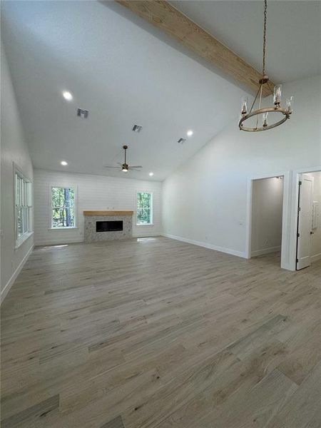 Spacious, unfurnished interior of a new home in , Dunnellon (Image 24).