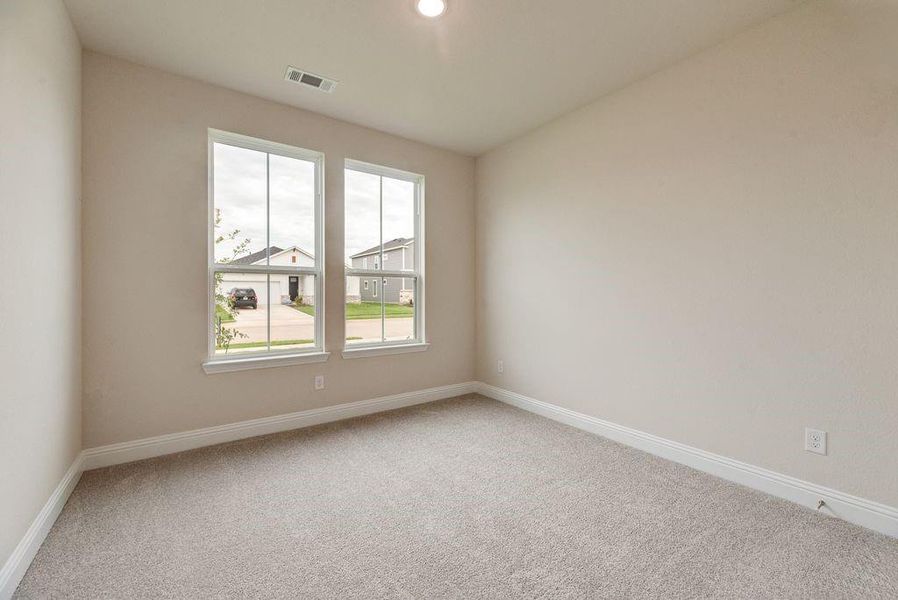 Spacious, unfurnished interior of a new home in Creekside of Crowley, Crowley (Image 30).