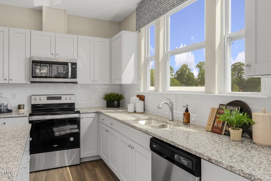 RDU_MagnoliaPark_Claymore_Lot404_Kitchen