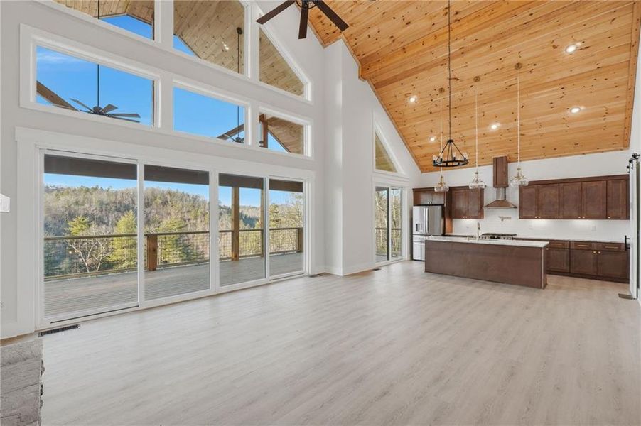 Spacious, unfurnished interior of a new home in , Ranger (Image 34).