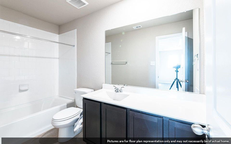 Furnished interior view inside a new home in Lago Mar, Texas City (Image 2).