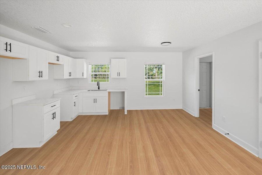 Spacious, unfurnished interior of a new home in , Keystone Heights (Image 20).