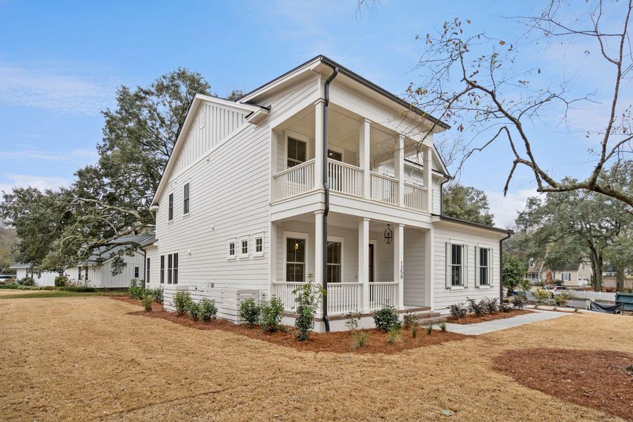 Exterior details and patio area of a home in , Mount Pleasant (Image 51).