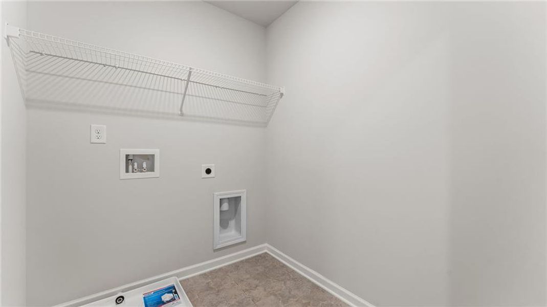 Spacious, unfurnished interior of a new home in Owen Preserve, Canton (Image 15).