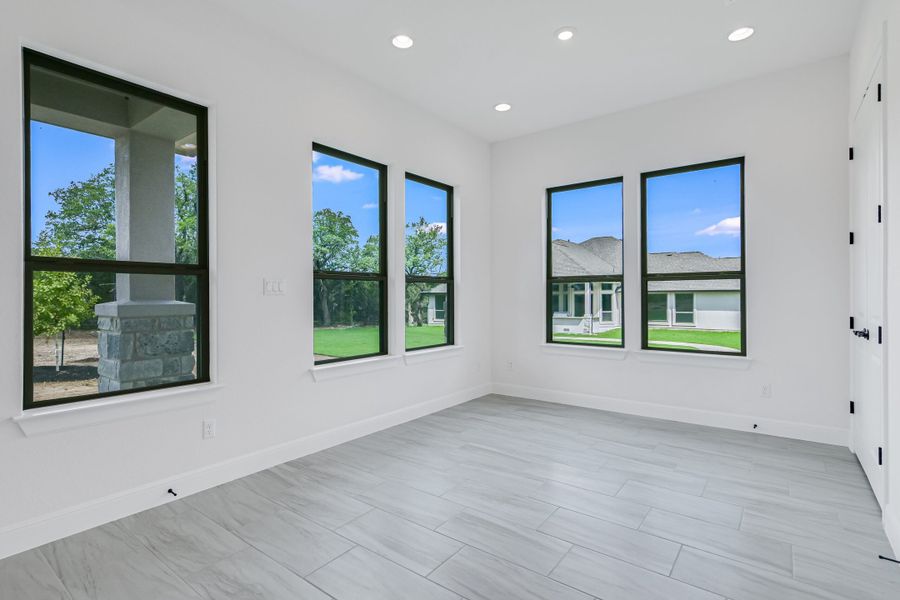 Representative unfurnished interior of a home built from the Casita by Giddens Homes in Whispering Wind, Bertram (Image 60).