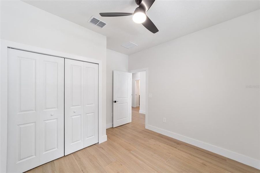 Spacious, unfurnished interior of a new home in , Ocala (Image 40).