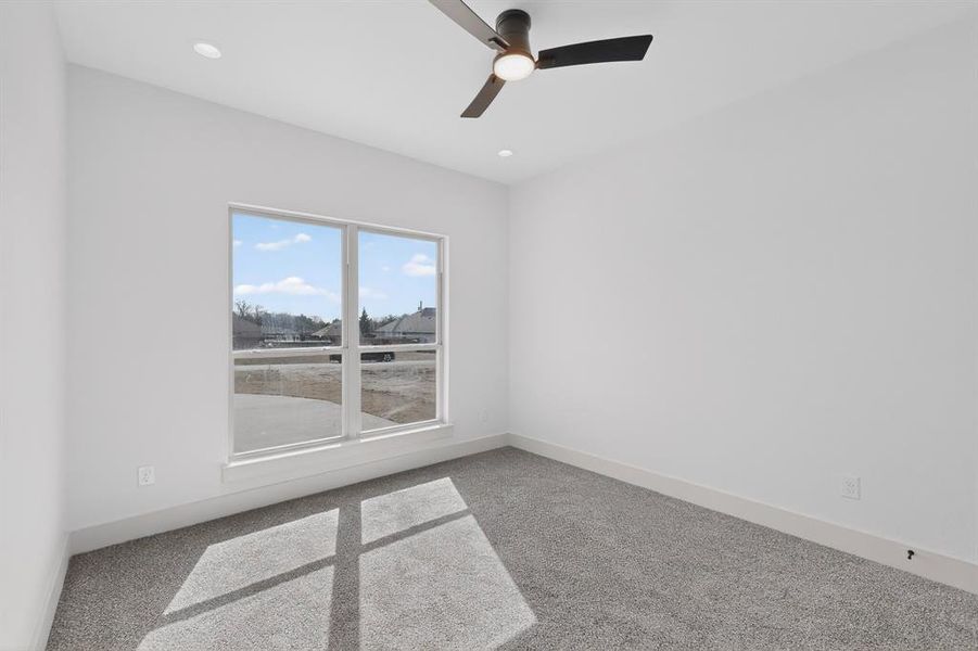 Spacious, unfurnished interior of a new home in , Glenn Heights (Image 11).