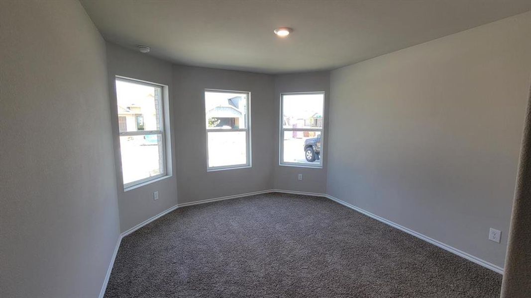 Spacious, unfurnished interior of a new home in Longhorn Estates, Fort Worth (Image 11).
