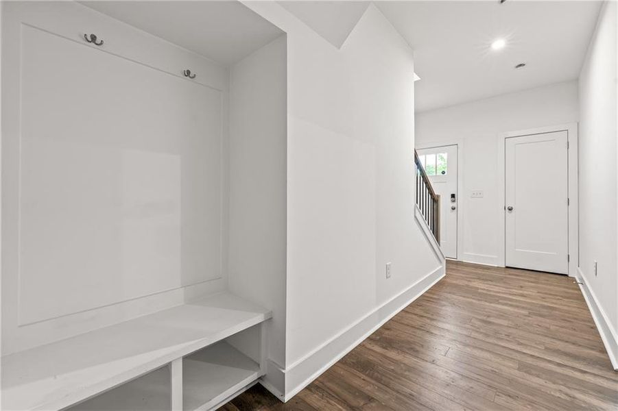 Spacious, unfurnished interior of a new home in Avondale Park: Townes, Avondale Estates (Image 20).