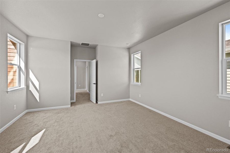 Spacious, unfurnished interior of a new home in Painted Prairie, Aurora (Image 24).