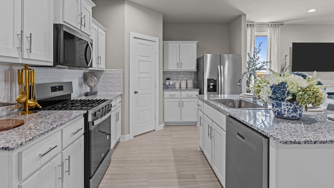 Representative furnished interior of a home built from the Lexington by D.R. Horton in Legacy South, Midland (Image 5). Representative furnished interior of a home built from the Lexington by D.R. Horton in Legacy South, Midland (Image 5).