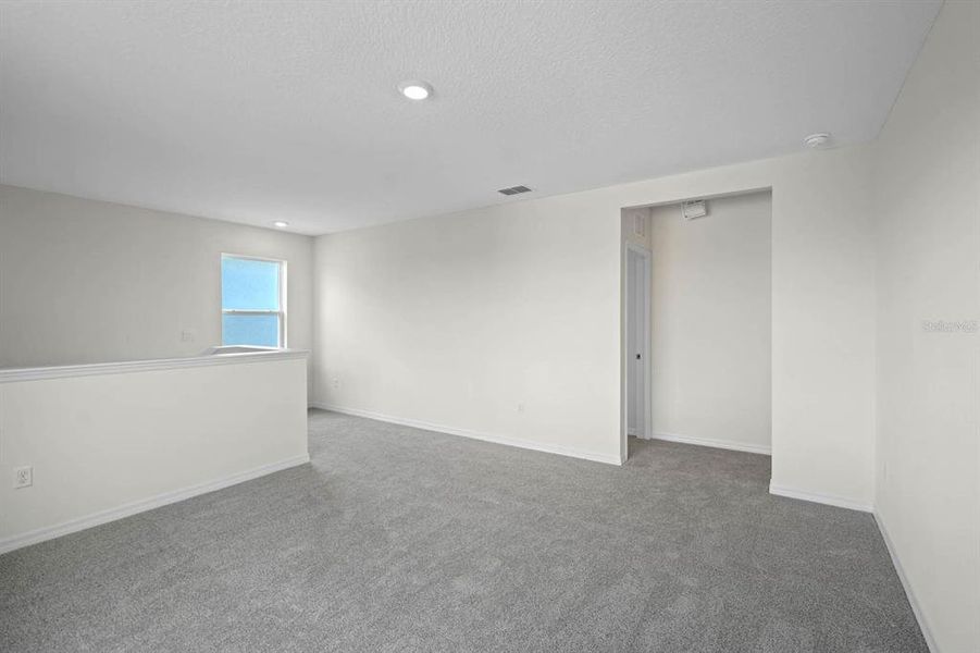 Spacious, unfurnished interior of a new home in Timberwalk, Mount Dora (Image 17). Spacious, unfurnished interior of a new home in Timberwalk, Mount Dora (Image 17).
