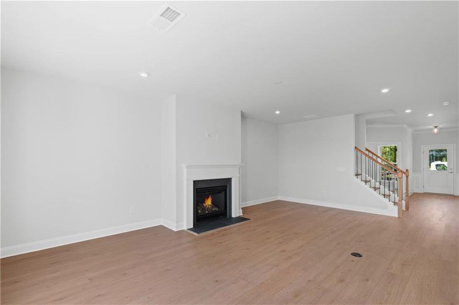 Spacious, unfurnished interior of a new home in Reunion, Flowery Branch (Image 10).