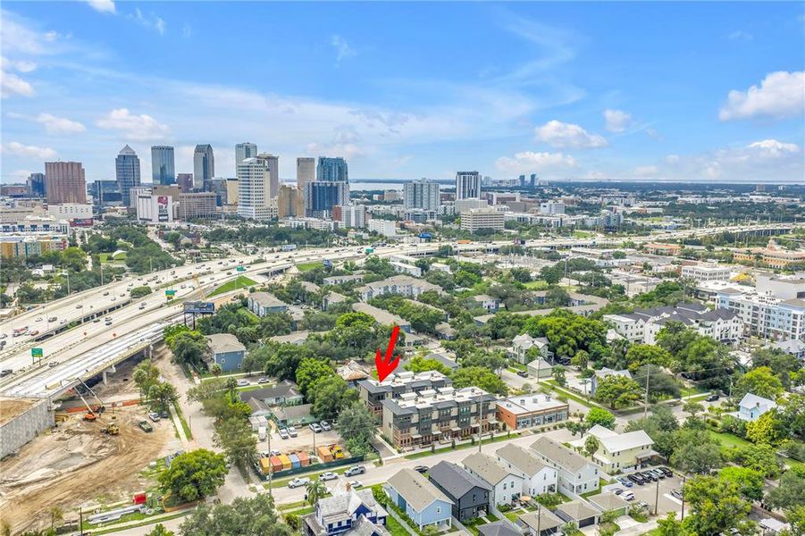 Image 67 of a home in East Oak Townhomes.