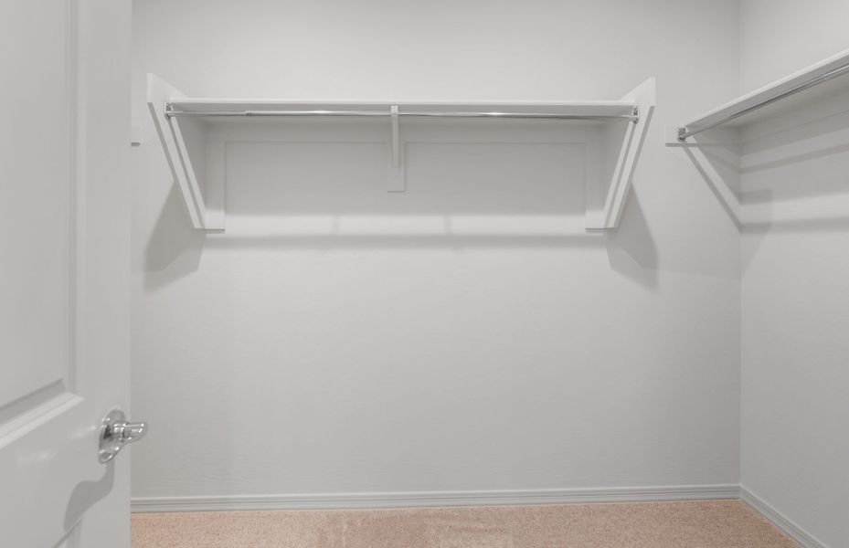 Spacious, unfurnished interior of a new home in Alamar, Avondale (Image 24). Spacious, unfurnished interior of a new home in Alamar, Avondale (Image 24).