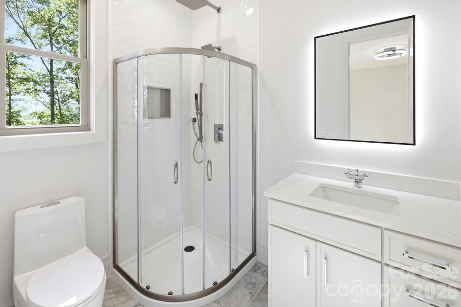 Furnished interior view inside a new home in , Lake Lure (Image 4).