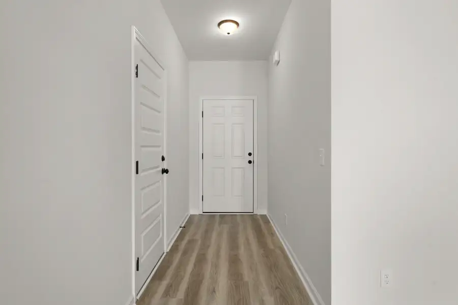 Representative unfurnished interior of a home built from the The Stafford by RTS Homes in Lakeside at Fifteen West, Hinesville (Image 20).