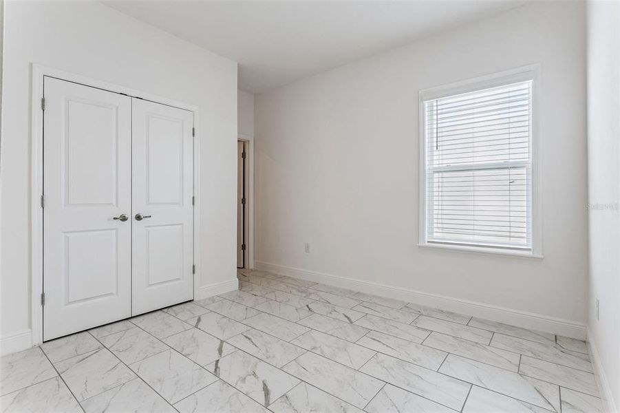 Spacious, unfurnished interior of a new home in Villa Pass, Mascotte (Image 21). Spacious, unfurnished interior of a new home in Villa Pass, Mascotte (Image 21).