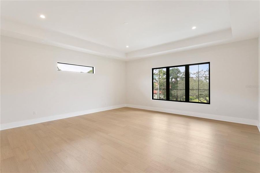 Spacious, unfurnished interior of a new home in , Tampa (Image 35). Spacious, unfurnished interior of a new home in , Tampa (Image 35).