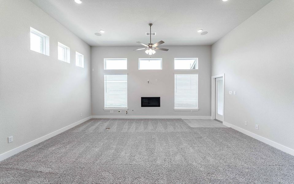 Image 12 of a home in Canterra Creek. Image 12 of a home in Canterra Creek.