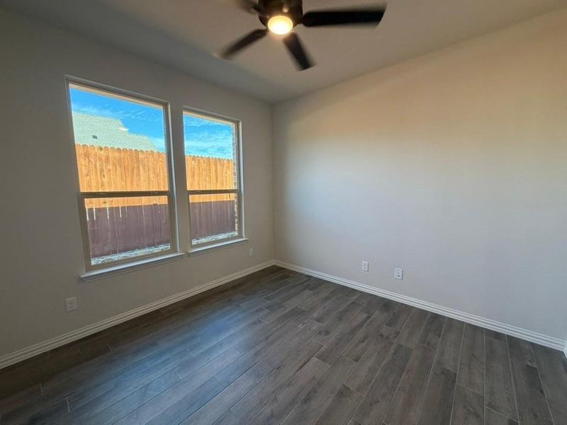 Spacious, unfurnished interior of a new home in Waterford Park, Weatherford (Image 9). Spacious, unfurnished interior of a new home in Waterford Park, Weatherford (Image 9).