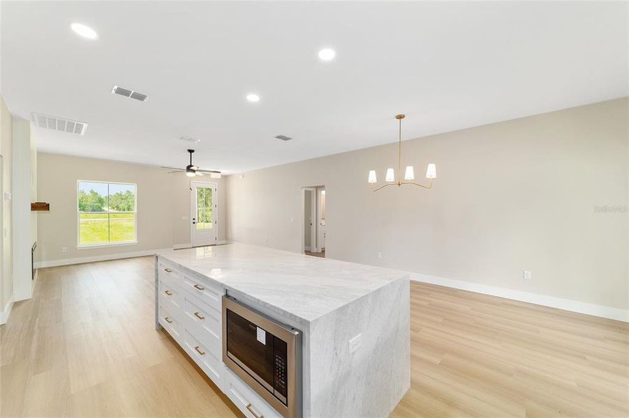 Furnished interior view inside a new home in , Dunnellon (Image 13).