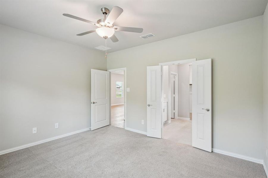 Photo is not of the actual home, but is an inspirational photo of builder’s model home and may depict options, furnishings, and/or decorator features that are not included.