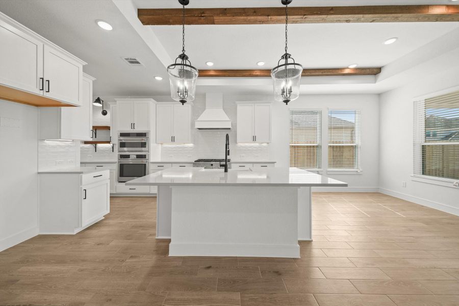 Gourmet island kitchen (*Photo not of actual home and used for illustration purposes only.)