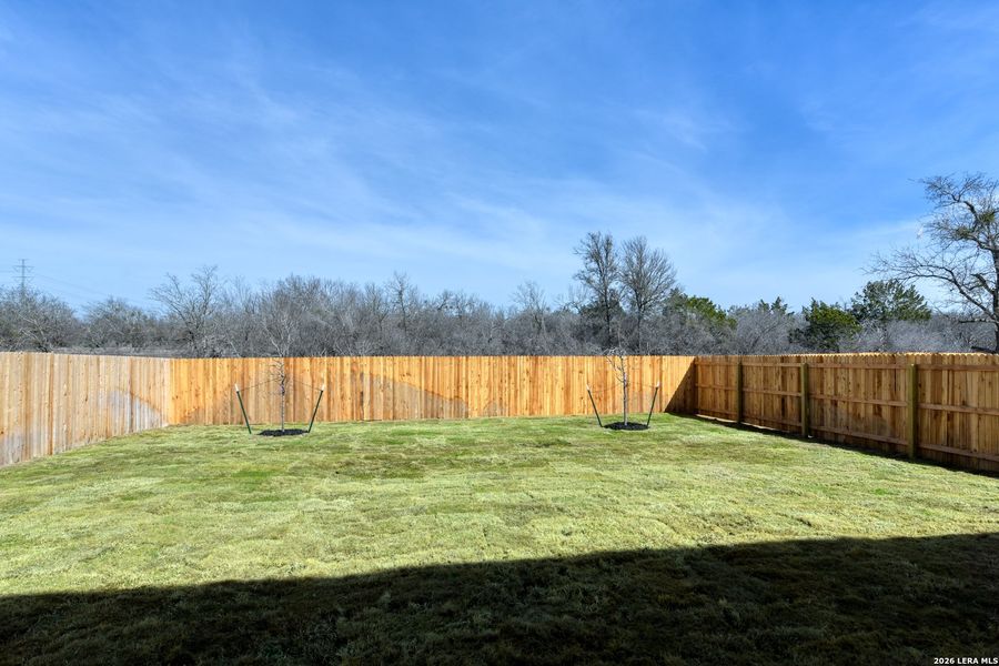 Exterior details and patio area of a home in Nopal Valley, San Antonio (Image 3).