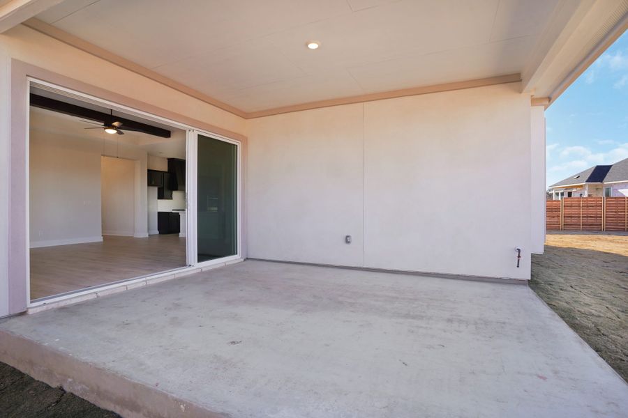 Representative unfurnished interior of a home built from the Samantha by Chesmar Homes in Lariat, Liberty Hill (Image 8). Representative unfurnished interior of a home built from the Samantha by Chesmar Homes in Lariat, Liberty Hill (Image 8).