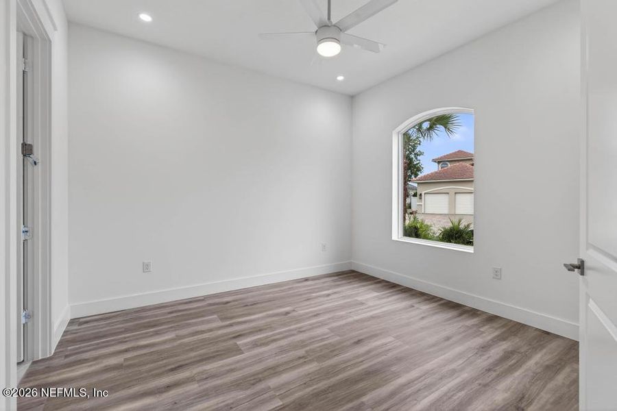 Spacious, unfurnished interior of a new home in , St. Johns (Image 71).
