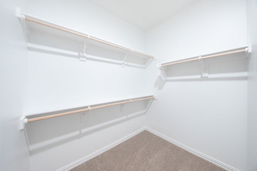 Spacious, unfurnished interior of a new home in Verandah, Royse City (Image 23).