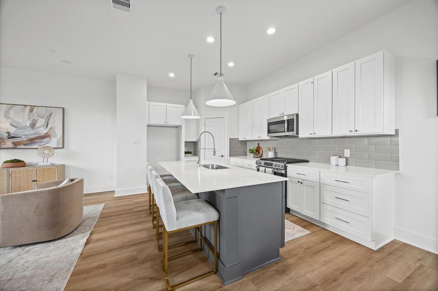 Furnished interior view inside a new home in , Houston (Image 28). Furnished interior view inside a new home in , Houston (Image 28).