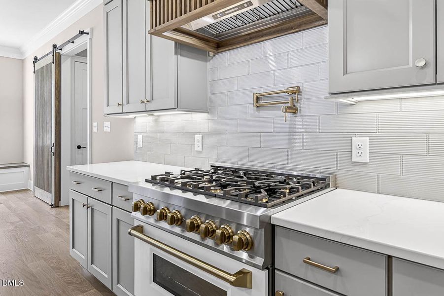 1616 River Bend Ln interior-10