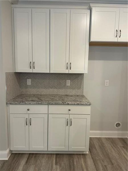 Furnished interior view inside a new home in Mirror Lake, Villa Rica (Image 3).
