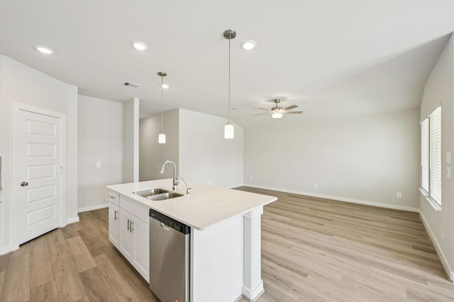 Photo is not of the actual home, but is an inspirational photo of builder’s model home and may depict options, furnishings, and/or decorator features that are not included Photo is not of the actual home, but is an inspirational photo of builder’s model home and may depict options, furnishings, and/or decorator features that are not included