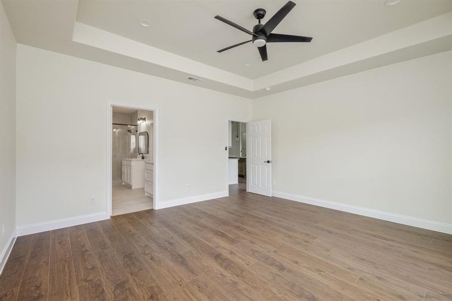 Spacious, unfurnished interior of a new home in , Terrell (Image 23).