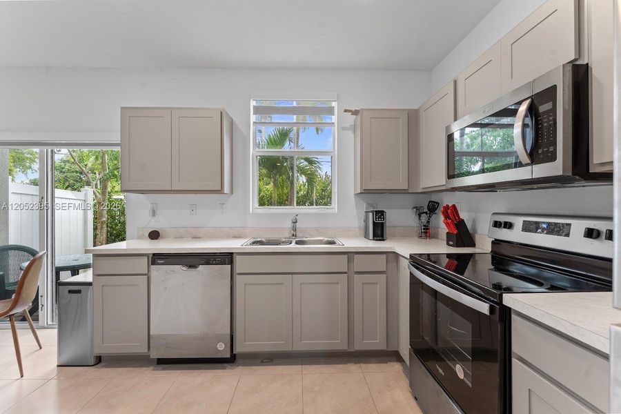 Furnished interior view inside a new home in , Pompano Beach (Image 15). Furnished interior view inside a new home in , Pompano Beach (Image 15).