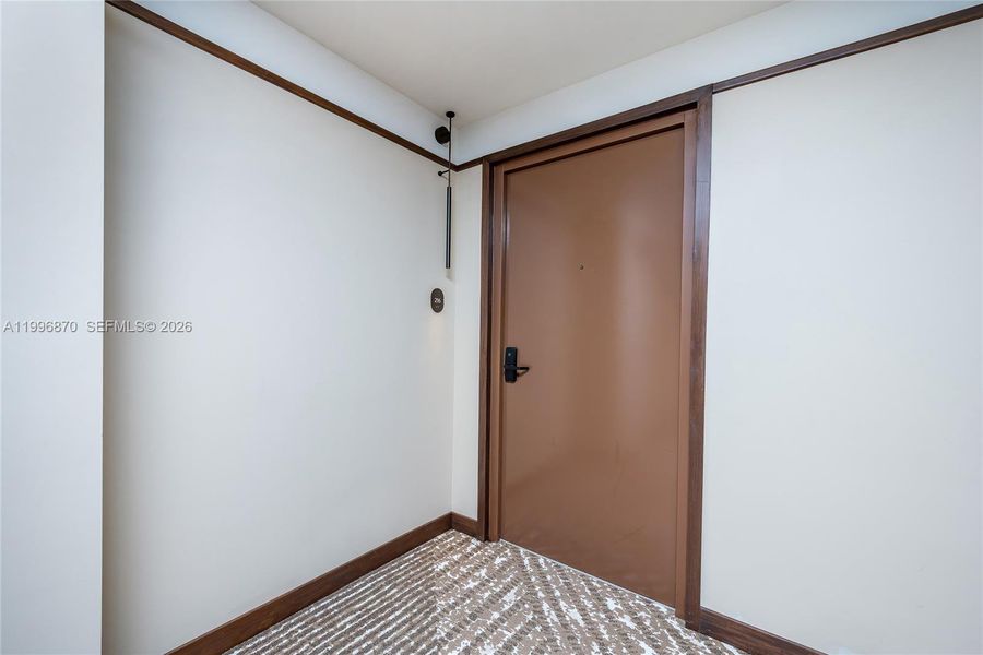 Spacious, unfurnished interior of a new home in Domus Brickell Park, Miami (Image 22).