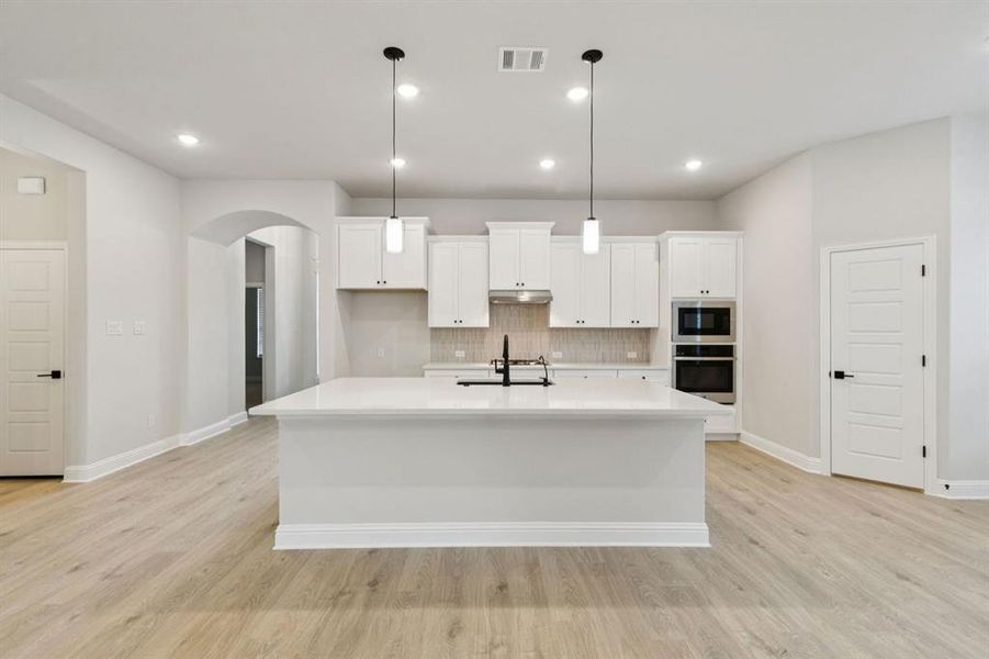 3-1854Silver_004 3-1854Silver_004