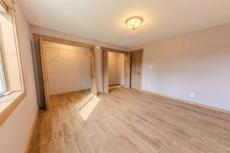Spacious, unfurnished interior of a new home in , Scroggins (Image 24).
