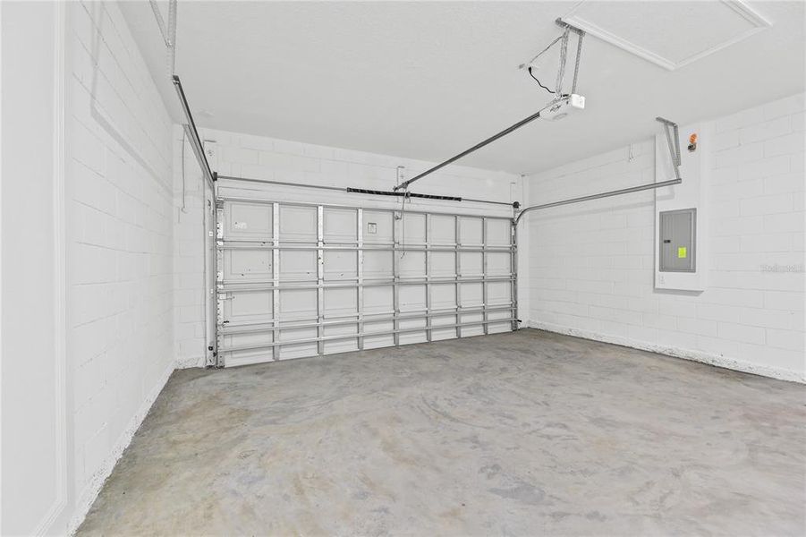Spacious, unfurnished interior of a new home in , Ocala (Image 35). Spacious, unfurnished interior of a new home in , Ocala (Image 35).