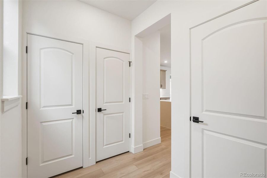 Spacious, unfurnished interior of a new home in Farmlore, Brighton (Image 32).