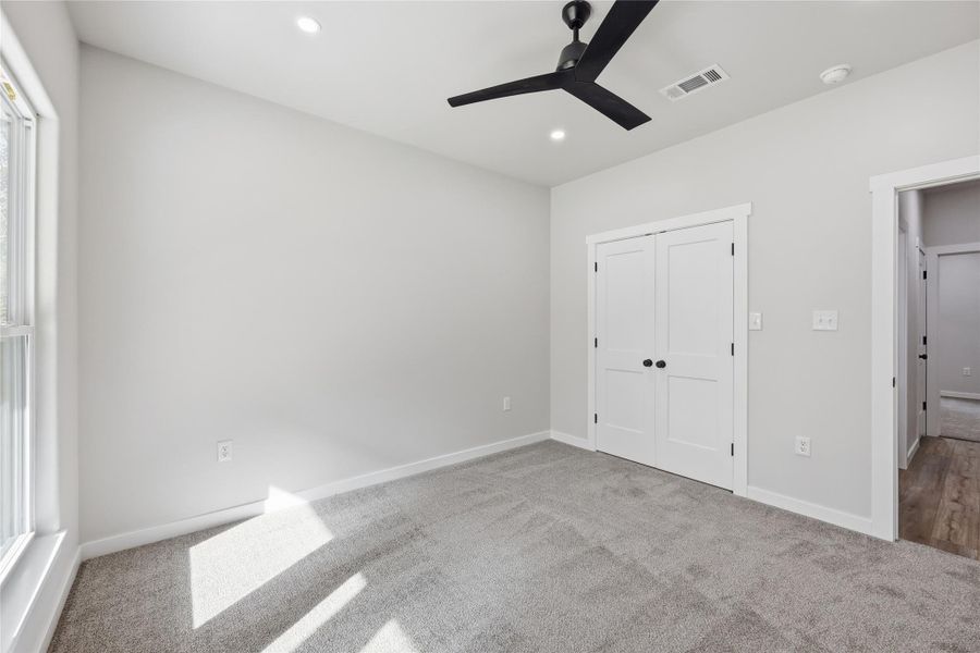 Spacious, unfurnished interior of a new home in , Brookeland (Image 26).