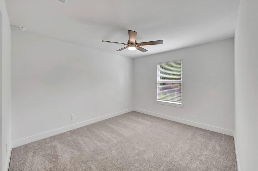 Spacious, unfurnished interior of a new home in Sorella, Tomball (Image 36). Spacious, unfurnished interior of a new home in Sorella, Tomball (Image 36).